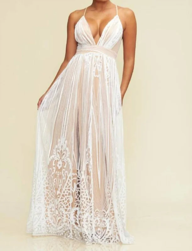 Overstock Sale White Maxi Dress In White/nude