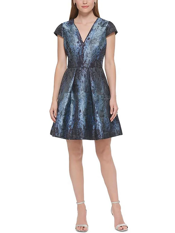 Deal of the Day Petites Womens Metallic Mini Fit & Flare Dress