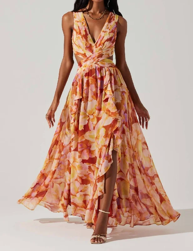 Doorbuster Deal Noya Dress In Rust Yellow Floral