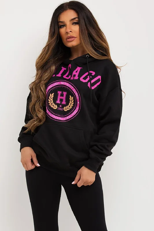 Super Bargain Black Oversized Hoodie With Chicago Print