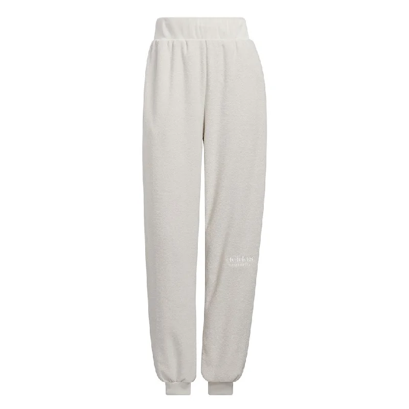 Discount Mania adidas - Women's Select Sweat Pant (HZ9917)