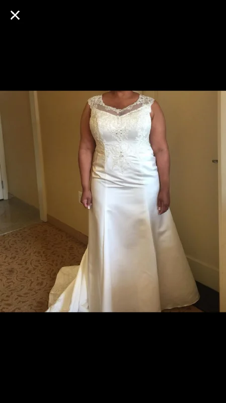 Early Access David's Bridal Jewel