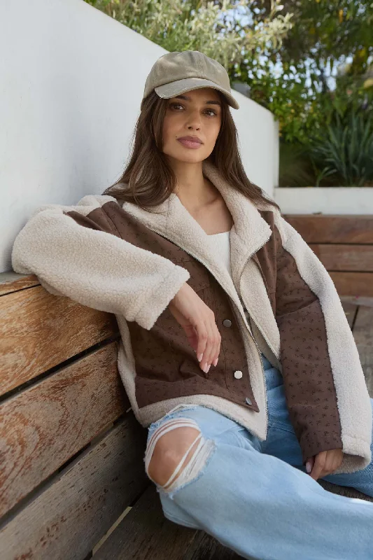 Take Advantage Daisy Road Floral Twill and Fleece Trucker Jacket