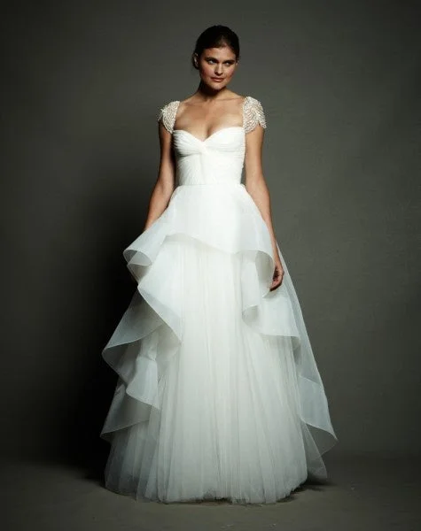 Deal Zone Reem Acra Lily