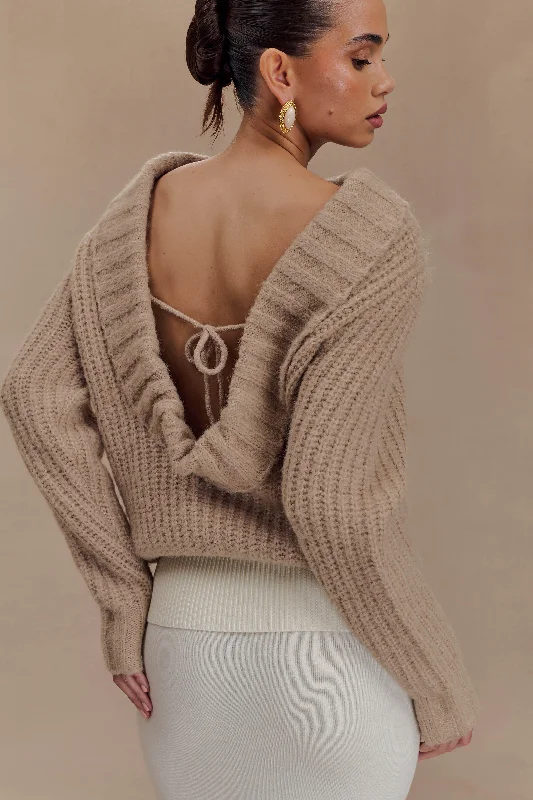 Massive Deals Candice Oversized Low Back Knit Jumper - Stone Marle