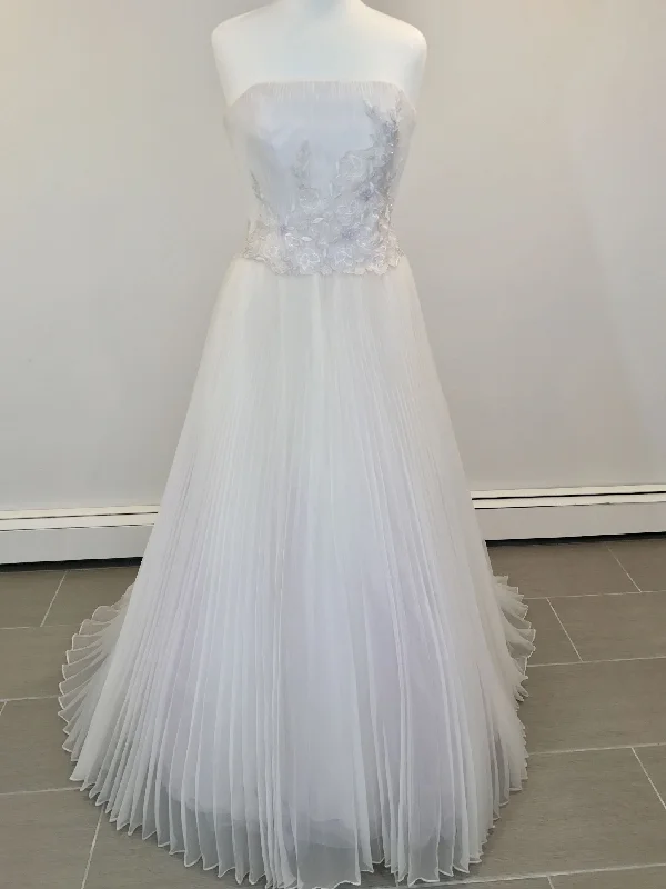 Deal of the Day Givenchy 303