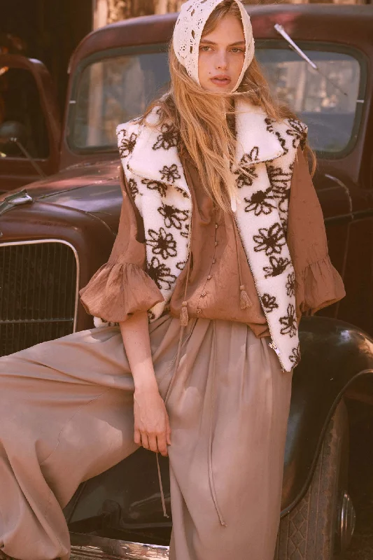 Mega Sale Winter Garden Floral-Print Sherpa Fleece Vest
