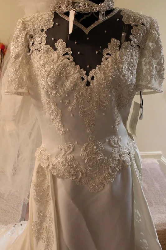 Exclusive Preview Gloria Vanderbilt