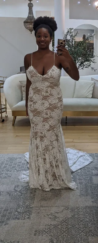 Limited Edition Grace Loves Lace Clo