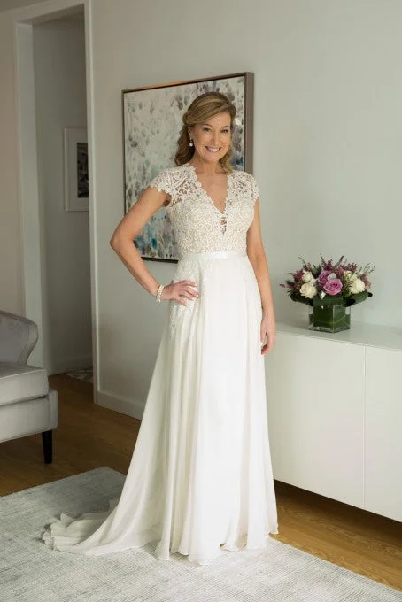 Special Promotion Reem Acra Gorgeous Girl