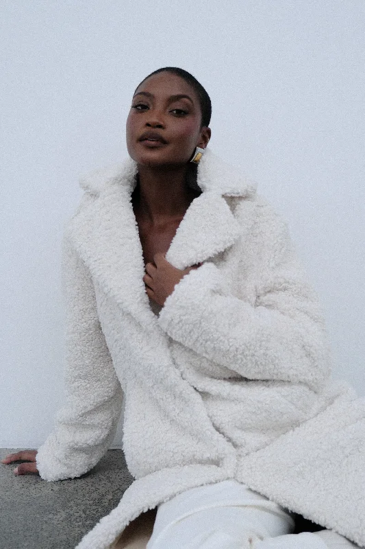 Take Advantage Izzy Boucle Coat - Cream